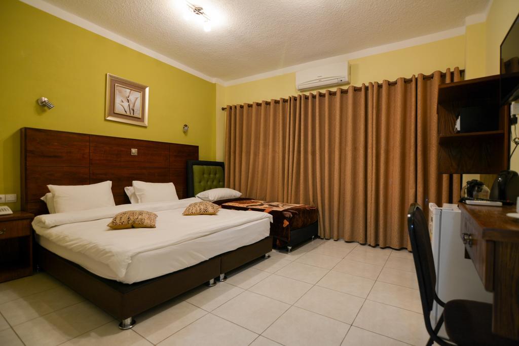 Amir Palace Hotel Aqaba Exterior photo