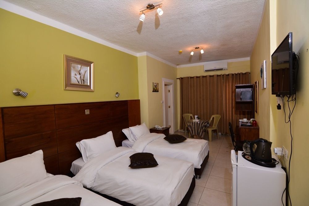 Amir Palace Hotel Aqaba Exterior photo